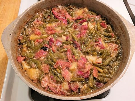 Ham Green Beans And Potatoes Stove Top, Ham Green Beans Potatoes, Cottage Ham, Beans And Potatoes Recipe, Potatoes On The Stove, Boil Green Beans, Ham And Green Beans, Ham And Cabbage, Southern Green Beans