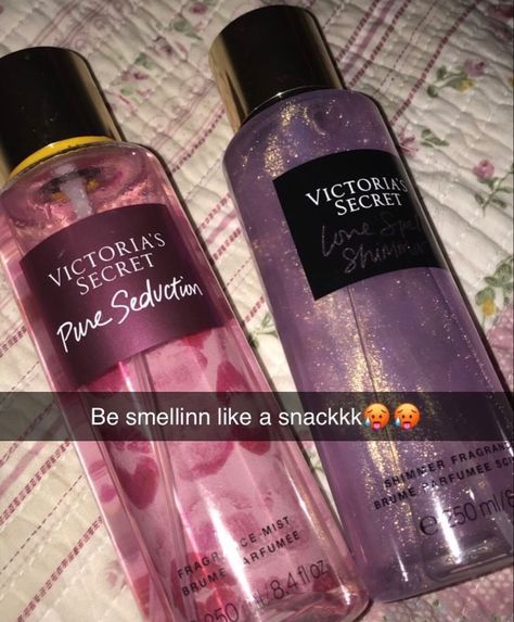 Profumo Victoria Secret, Victoria Secret Body Spray, Victoria Secret Fragrances, Perfume Body Spray, Bath And Body Works Perfume, Body Smells, Victoria Secret Perfume, Bath And Body Care, Body Care Routine