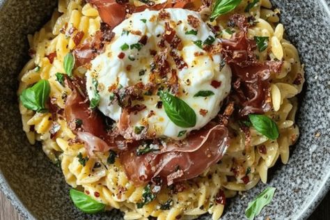 Elevate your weeknight pasta routine with this luxurious and indulgent Orzo Carbonara with Crispy Prosciutto and Burrata. This dish blends the traditional flavors of classic Italian carbonara with a modern ... Learn more Orzo Carbonara, Creamy Carbonara Sauce, Italian Carbonara, Potato Frittata Recipes, Prosciutto Pasta, Weeknight Pasta, Crispy Prosciutto, Meringue Pie Recipes, Chorizo Recipes