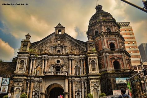 Architecture In The Philippines, Architecture Philippines, Famous Architecture, Church Pictures, Baroque Design, Old Churches, Cathedral Church, Baroque Architecture, Poster Drawing