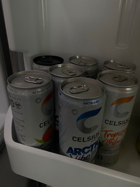 Home Made Energy Drinks, Celsius Aesthetic, Energy Drink Aesthetic, Healthy Lifestyle Inspo, Summer Bag Essentials, College Vibes, Healthy Soda, Drink Fridge, Healthy Energy Drinks