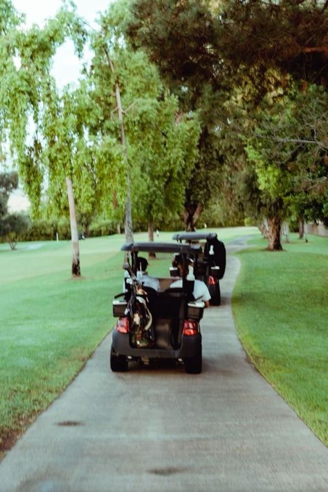 Golfer Aesthetic, Jay Pritchett, Golf Aesthetic, Dr Aesthetic, Golf With Friends, Golf Theme Party, Trendy Golf, Golf Buggy, New Golf Clubs