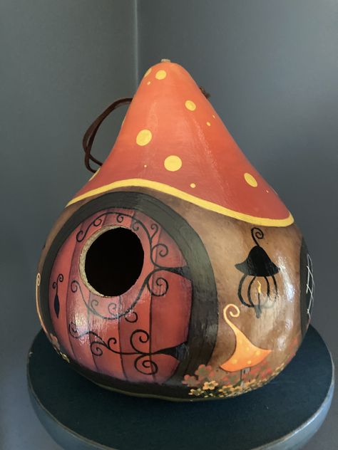 Gourd Bird Houses Painted, Birdhouse Gourds Ideas Painting Patterns, Birdhouse Gourds Ideas, Gourds Painted, Painting Gourds, Christmas Gourds, Hobbies Ideas, Birdhouse Gourds, Gourd Birdhouses