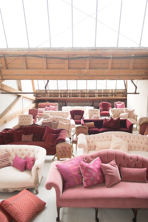 Theatre Storage, Sofa Wedding, Pink Sofa Living Room, Pink Sofas, Boutique Showroom, Chair Pillows, Vintage Settee, Beach Chair With Canopy, Pink Board