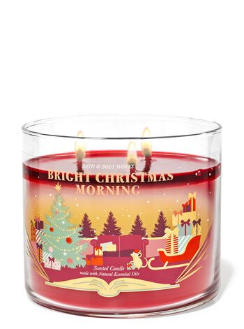 Bath & Body Works, Crisp Apple, Fragrance Ingredients, Winter Candle, Christmas Scents, Bath Candles, Bright Christmas, Holiday Candles, Sweet Smell