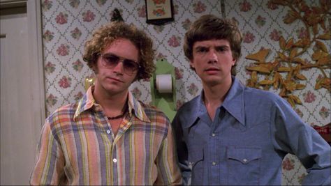 Hyde and Eric Hyde That 70s Show Aesthetic, That 70s Show Hyde, That 70s Show Steven Hyde, Eric That 70s Show, Eric Foreman, Eric Forman, 70 Show, That 70s Show Memes, Netflix Tv