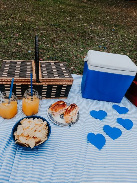 Picnic Basket, Picnic Blanket, Outdoor Blanket