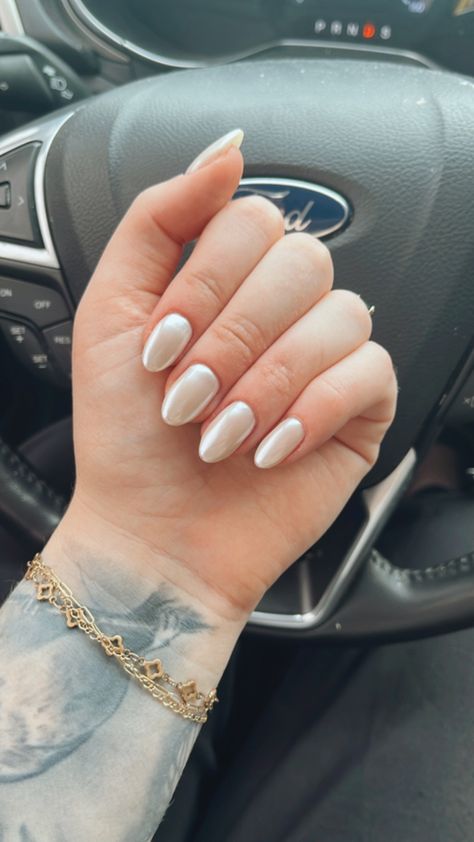 White, milky with chrome nails Milk White Pedicure, White Chrome Pedicure Toenails, Milky White Nails With Chrome, Milky Chrome Nails, Milky Almond Nails, Milky White Chrome Nails, Almond Nails Chrome, Chrome Nails Almond, Chrome Almond Nails