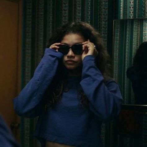 Zendaya Icons, Rue Bennett, Iconic Outfits, Gender Fluid, The Meaning, On Tumblr, Tumblr