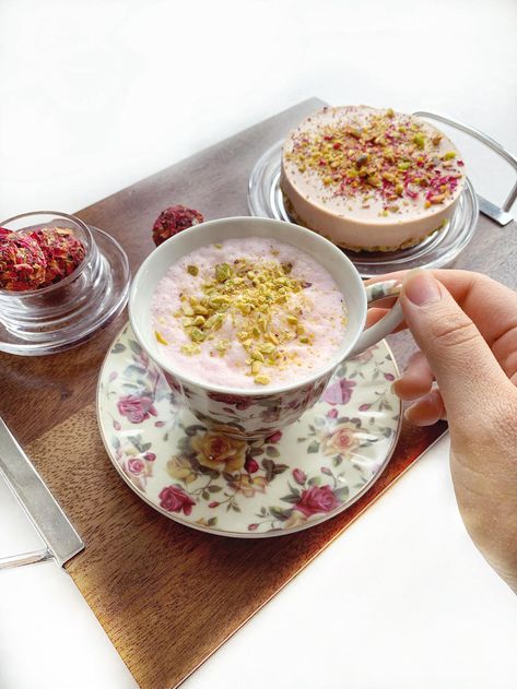 Kashmiri Chai is a beautiful pink hued tea with floral notes. Not to be mistaken for a full rose flavor like many South Asian desserts, but just a touch of flo Chai Cheesecake, Kashmiri Chai, Chai Cake, Travel Cake, Lots Of Food, Visual Recipes, Rose Flavored, Cooking Hacks, Karachi Pakistan