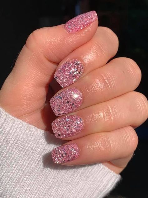 Sparkly Pink Nails Glitter, Pink Sparkly Dip Nails, Glittery Pink Toenails, Pink Nails With Glitter Ring Finger, Chunky Pink Glitter Nails, Mermaid Glitter, Mini Jars, Ombre Acrylic Nails, Pretty Hands