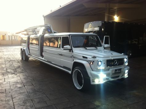 Prom Limo, Merc Benz, Mercedes G63, New Luxury Cars, Luxury Garage, Prom Inspo, Benz G Class, Mercedes Benz G Class, Benz G