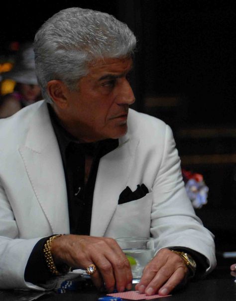 Frank Vincent Mafia Asthetic, Mafia Movies, Men Street Outfit, Cold Images, Frank Vincent, Bugsy Siegel, Gangster Style, Bada Bing, Mafia Gangster