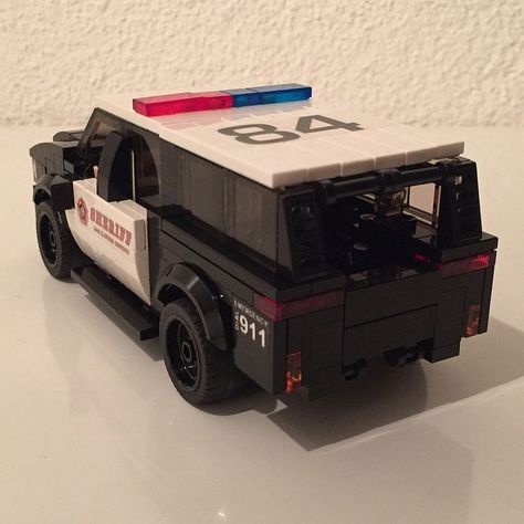 Lego Police Truck, Lego Artwork, Lego Ambulance, Lego Police Car, Game Gta V, Lego Structures, Lego Baby, Lego Fire, Lego Machines