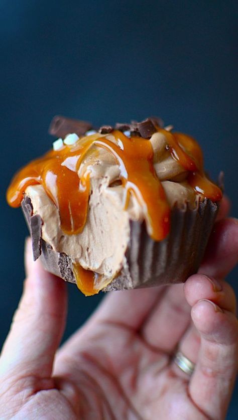 Salted Caramel Chocolate Mousee Cups Caramel Chocolate Mousse, Chocolate Mousse Cups, Mousse Cups, Salted Caramel Chocolate, Special Desserts, Caramel Chocolate, Mousse Recipes, Chocolate Caramels, Chocolate Mousse