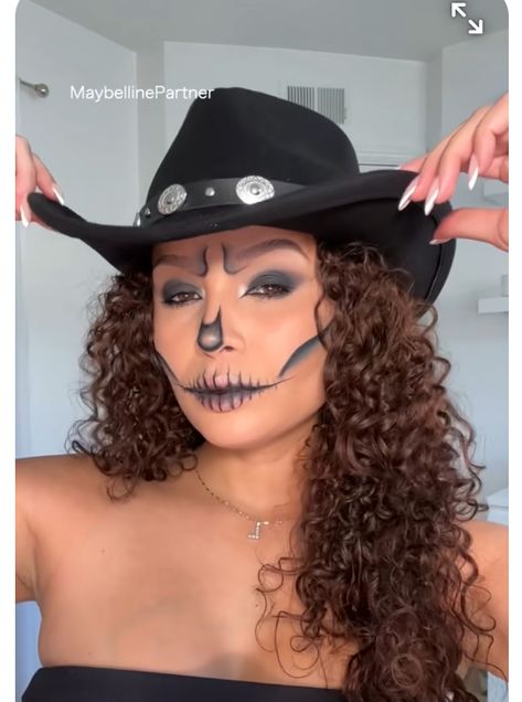 Cowgirl Makeup Looks, Cowboy Makeup, Cowgirl Makeup, Skeleton Makeup, Diy Halloween Costumes For Women, Cowgirl Costume, Costume Makeup, Diy Halloween Costumes, Halloween Costumes Women