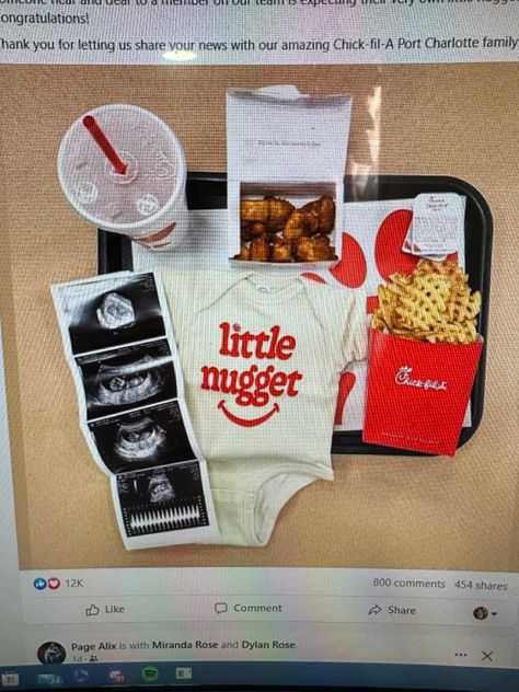 Chick Fil A Baby Announcement, Chick Fil A Pregnancy Announcement, Cute Pregnancy Announcement, Lola Rose, Christmas Pregnancy Announcement, Christmas Pregnancy, Announcement Ideas, Baby Announcements