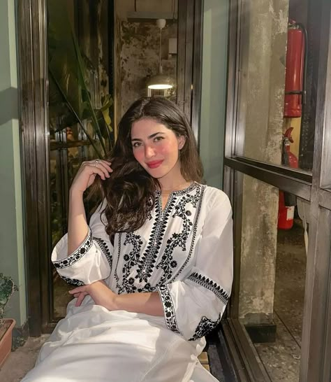 White Dress Designs, Saturday Shenanigans, Naimal Khawar, Junaid Jamshed, Velvet Dress Designs, Pakistani Fashion Casual, Casual Indian Fashion, Desi Fashion Casual, Pakistani Dresses Casual