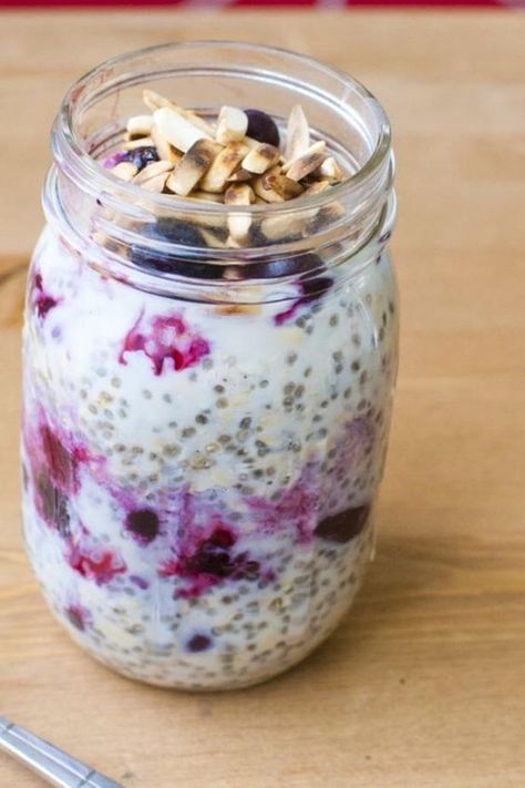 Don’t let those beautiful jars go to waste. Remove the wax and keep using them around your home! Overnight Chia, Christina El Moussa, Vegan Overnight Oats, Fresh Smoothies, Overnight Oat, Overnight Oatmeal, Make Ahead Breakfast, Unsweetened Almond Milk, Full Meal Recipes