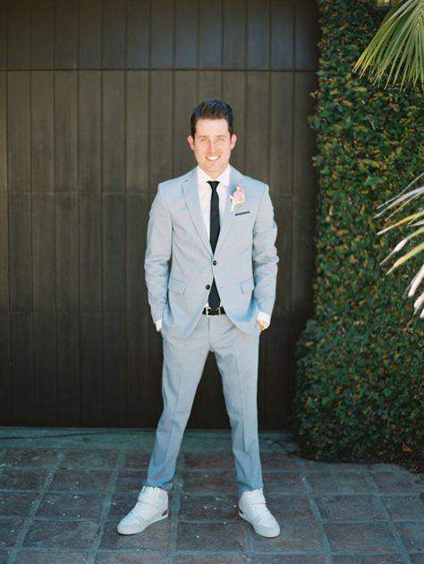 Groom with snazzy sneakers Wedding Walk, Navy Bow Tie, Colleen Ballinger, Dapper Grooms, Light Blue Suit, Brown Leather Sneakers, Prom Tuxedo, Modern Wedding Gown, Groom Shoes