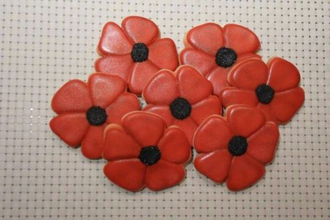 Remembrance Day Cookies, Remembrance Day Painted Rocks, Eat Cookies, November 11, Remembrance Day, How To Make Cookies, Sugar Cookies, Cookie Decorating, Sugar Cookie