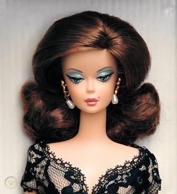 Black Hair Barbie, Barbie Doll Brown Hair, Brunette Barbie Doll, Old Barbie, Brunette Barbie, Porcelain Doll Brown Hair, Vintage Brunette Barbie, Barbie Logo, Vintage Barbies