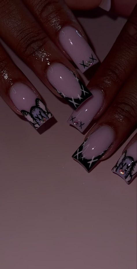 Athletic Nails, Kaws Nails, Acrylic Nail Set, Hard Nails, Diy Acrylic Nails, Colored Acrylic Nails, Girly Acrylic Nails, Glow Nails, School Nails