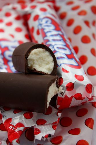 The real deal - Sweetened cottage cheese (túró) and chocolate, Túró rudi from Hungary. Hungary Food, Hungarian Food, Hungarian Cuisine, Eastern European Recipes, Corner Shop, Hungary Travel, Chocolate Wrapping, Budapest Travel, European Cuisine