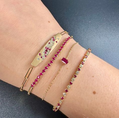 Add a pop of color to your everyday look with our Color Stone Paperclip Bracelet. Made with solid 14 karat gold, this luxuorious piece features 0.97cts of genuine precious gems. With a 7'' inch length, it's a playful and stylish addition to any outfit. Gem Bracelets, Gem Stone Bracelet, Ethereal Jewelry, Paperclip Bracelet, Gems Bracelet, Bangles Jewelry Designs, Dope Jewelry, Jewelry Fashion Trends, Classy Jewelry