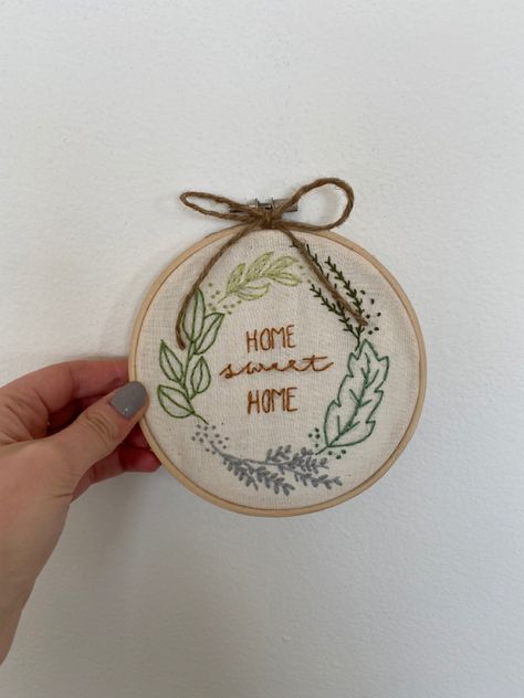 Home sweet home embroidery hoop House warming gift Door Embroidery, Home Embroidery Hoop, Home Sweet Home Embroidery, Hoop House, Home Embroidery, Name Plates For Home, Embroidery Ideas, Boho Art, Home Sweet Home