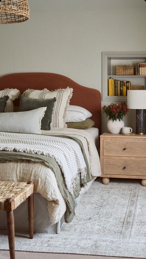 Bedroom With Linen Headboard, Rust Headboard Bedroom, Burnt Orange Headboard, Soho House Bedroom, House Nine Design, Rust Bedroom, Art Deco Bedroom Decor, Sophisticated Apartment, London Bedroom