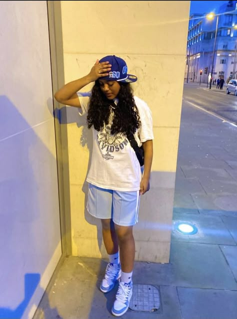 Summer Tomboy Outfits, Bruh Girl Outfits, Stem Outfits, Fly Fits, Swag Outfits For Girls, Playing Football, Tomboy Outfits, Tomboy Style Outfits, Girls Summer Outfits