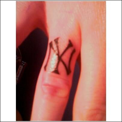 NY Yankee Pride!  http://stellatattoos.blogspot.com/2011/03/new-york-yankee-pride.html Tattoos New York, Love Finger Tattoo, Baseball Tattoo, Baseball Tattoos, Tattoo Finger, New York Tattoo, Stitch Tattoo, Cute Tats, Special Tattoos