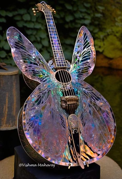 Fantasy Guitar, Violin Design, Lady Stardust, Instruments Art, Electric Guitar Design, Guitar Obsession, Unique Guitars, Cool Electric Guitars, Beautiful Guitars