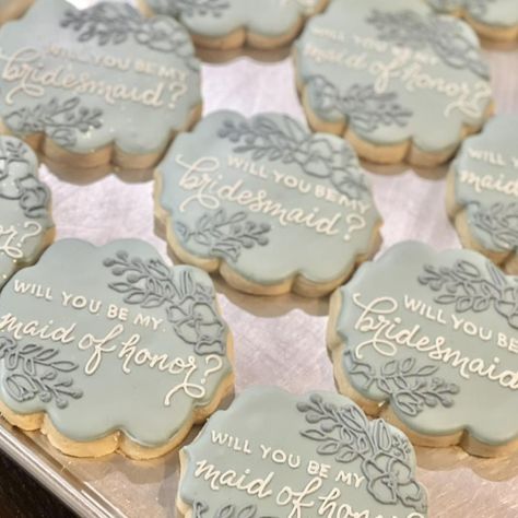 I always say bridal party proposal cookies are some of my favorites! What a great way to ask someone to join your special day!… | Instagram Will You Be My Bridesmaid Cookies, Bridesmaid Proposal Cookies, Proposal Cookies, Be My Groomsman, Wedding 2025, Bridal Party Proposal, Wedding Cookies, Will You Be My Bridesmaid, Be My Bridesmaid