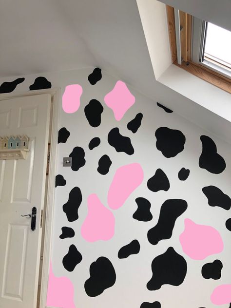 Pink And Cow Print Bedroom, Cow Print Accent Wall, Pink Cow Room, Cowprint Walls, Cow Room, Cow Print Wall, Cow Decor, Beauty Room Decor, Cute Dorm Rooms