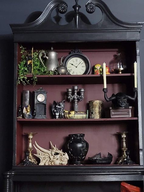 Dark Academia Bookcase Aesthetic, Gothic Bookcase Decor, Goth Bookcase, Dark Bookcase Styling, Gothic Shelf Decor, Goth Shelves, Dark Academia Craft Room, Gothic Shelving, Moody Bookshelf