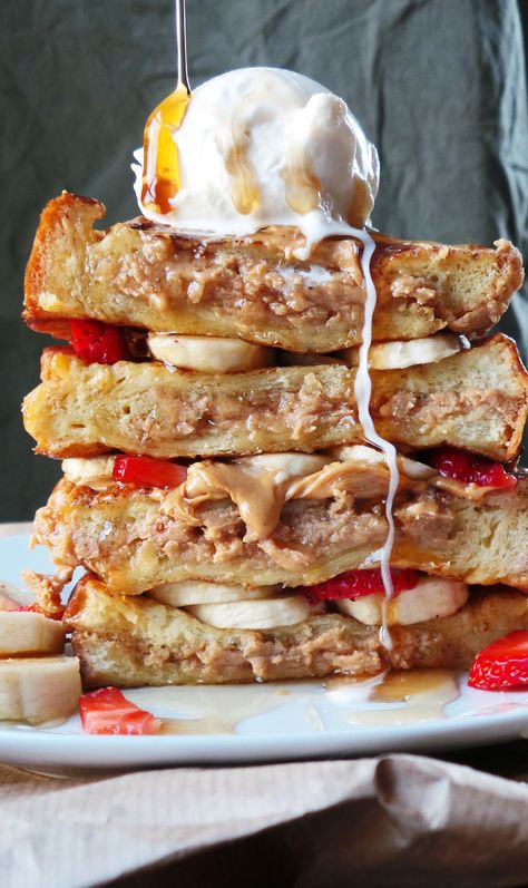 Unique French Toast, French Toast Toppings, French Toast Recipes, Best French Toast, Mexican Breakfast Recipes, Sweet Potato Cake, Stuffed French Toast, Toast Toppings, Potato Cakes