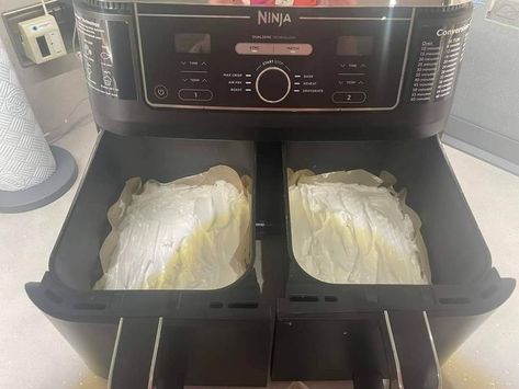 Air Fryer Recipes For Beginners | Finally plucked up the courage to try a pavlova in my Ninja 😊 | Facebook Ninja Dual Air Fryer Recipes, Air Fryer Recipes Uk, Air Fryer Recipes For Beginners, Ninja Air Fryer, I Ninja, Caster Sugar, Recipes For Beginners, Egg Whites, Pavlova