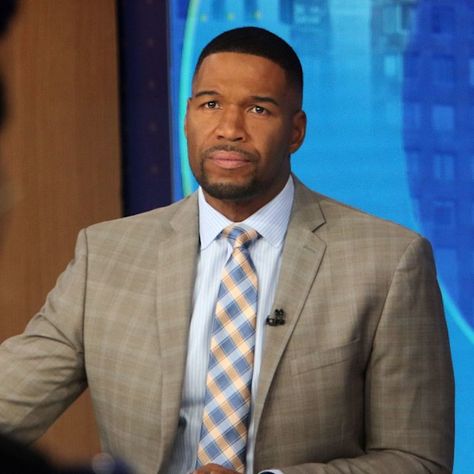 GMA star Michael Strahan is related to royalty - details | HELLO! Michael Strahan, Professional Football, Good Morning America, Football Players, Mom And Dad, Family Photos, Did You Know, Royalty, Film