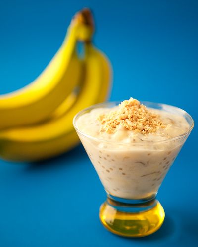 Vietnamese Banana Tapioca Pudding Tapioca Pudding Recipe, Pudding Healthy, Tapioca Recipes, Vietnamese Dessert, Tapioca Pudding, Raw Banana, Mexican Dessert, Vietnamese Cuisine, Banana Coconut