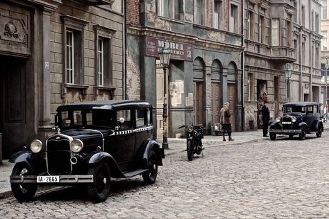 1830s Aesthetic, 1920s Architecture, 1940s Aesthetic, Babylon Berlin, 20th Century Aesthetic, Berlin Aesthetic, Dontnod Entertainment, Film Set, Fullmetal Alchemist