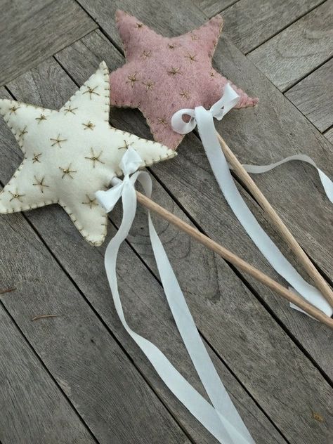 Star Wand Diy, Flower Girl Basket Alternative, Fabric Crown, Star Wand, Diy Wand, Fairy Wands, Fabric Stars, Diy Fairy, Flower Girl Basket