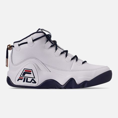 White Fila Shoes, Fila Basketball Shoes, 90s Sneakers, Basketball Shoes For Men, Best Basketball Shoes, White Basketball Shoes, Basketball Workouts, Fila Shoes, Sneakers Men Fashion