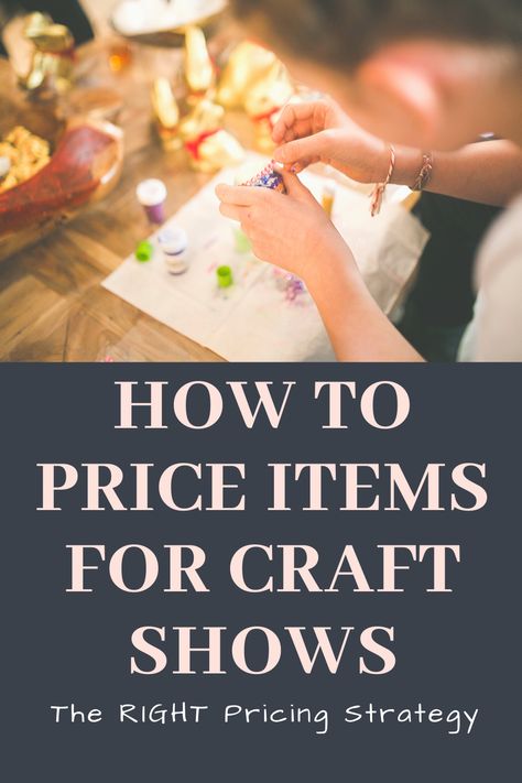 The right way to price your crafts! It may not be what you think... #craftmarketsignage #craftmarkettabledisplay #craftshowsigns #pricetagsforcraftshow #craftshowsigndisplay #craftmarketsignage #craftmarketsigns #farmersmarketsign #craftmarketadvice #craftshowsforbeginners #craftfairsforbeginners #craftmarkettips #handmadebusinesstips #startingahandmadebusiness #craftmarketchecklist #howtostartahandmadebusiness Craft Fair Pricing Signs, Free Craft Show Printables, Vendor Price Signs, Craft Fair Price Signs, Market Price Signs, Craft Fair Booth Display Ideas 10x10, Price Signage, Market Signage, Craft Booths