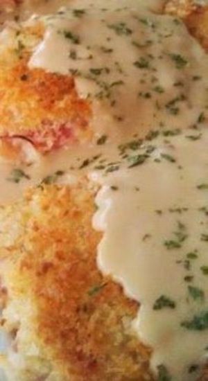 Dijon Cream Sauce, Easy Chicken Cordon Bleu, Cordon Blue, Chicken Cordon, Chicken Cordon Bleu, Tater Tots, Chicken Main Dishes, Think Food, Lunch Snacks