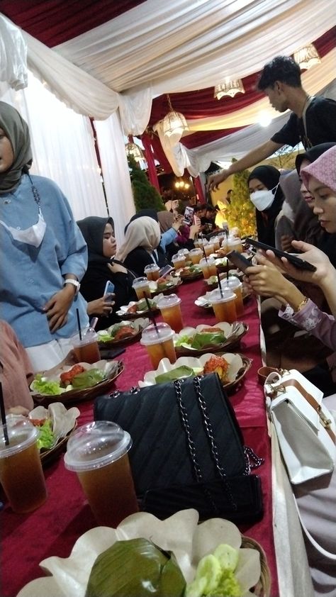 Pap Undangan, Pap Acara Nikahan, Pap Nikahan, Acara Nikahan, Snap Food, Kitchen Room, Food And Drink, Table Decorations