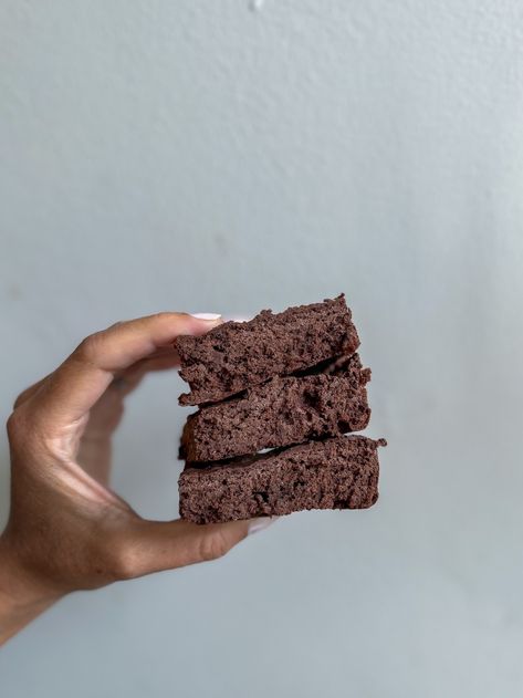 Healthy Flourless Black Bean Brownies {Dairy-Free, Nut-Free} Flourless Black Bean Brownies, Black Bean Brownies, Oatmeal Cream Pies, Brunch Desserts, Bean Brownies, Pumpkin Waffles, Oatmeal Cream, Delicious Brownies, Dessert Dips