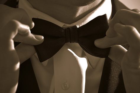 Bow Tie Aesthetic Men, Bow Tie Aesthetic, Illya Kuryakin, Man Beast, Gentlemen's Club, Aesthetic Men, Toy Bonnie, Gentlemens Club, Flightless Bird