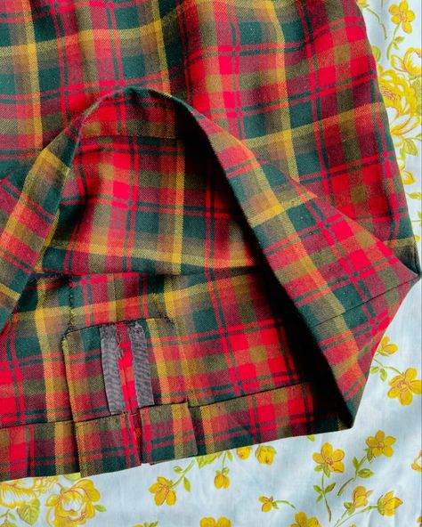 🍁Vintage Highland Queen 100% Wool Tartan Skirt🍁$30//AVAILABLE Skirt is in good condition with no imperfections to note! Made in Canada Zips down the side with button closure Best fit M/L Measurements taken with garment laid flat: Waist 15” Hips 19” Length 20.5” Tartan Hitched Skirt, Wool Yellow Plaid Skirt, Red Tartan Skirt, Vintage Tartan Skirt, Tartan Plaid L.l.bean, Tartan Skirt, Tartan, Im Not Perfect, Queen